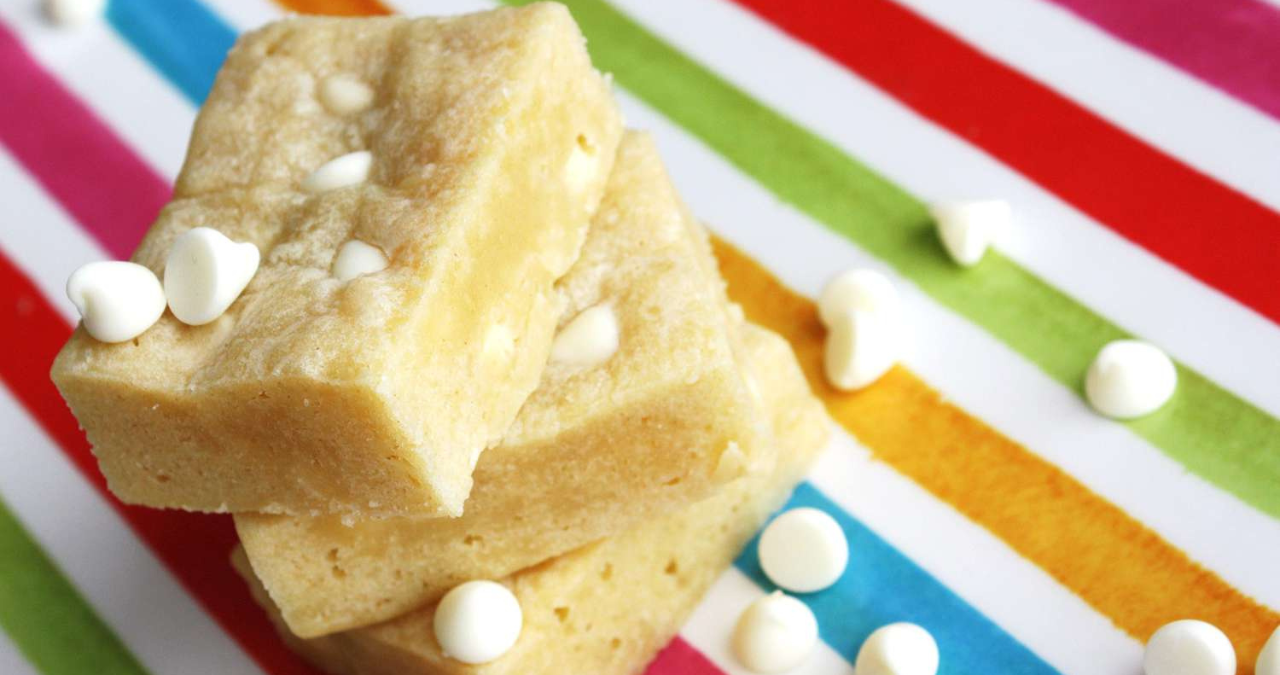 BL - The Evergreen White Chocolate Blondies