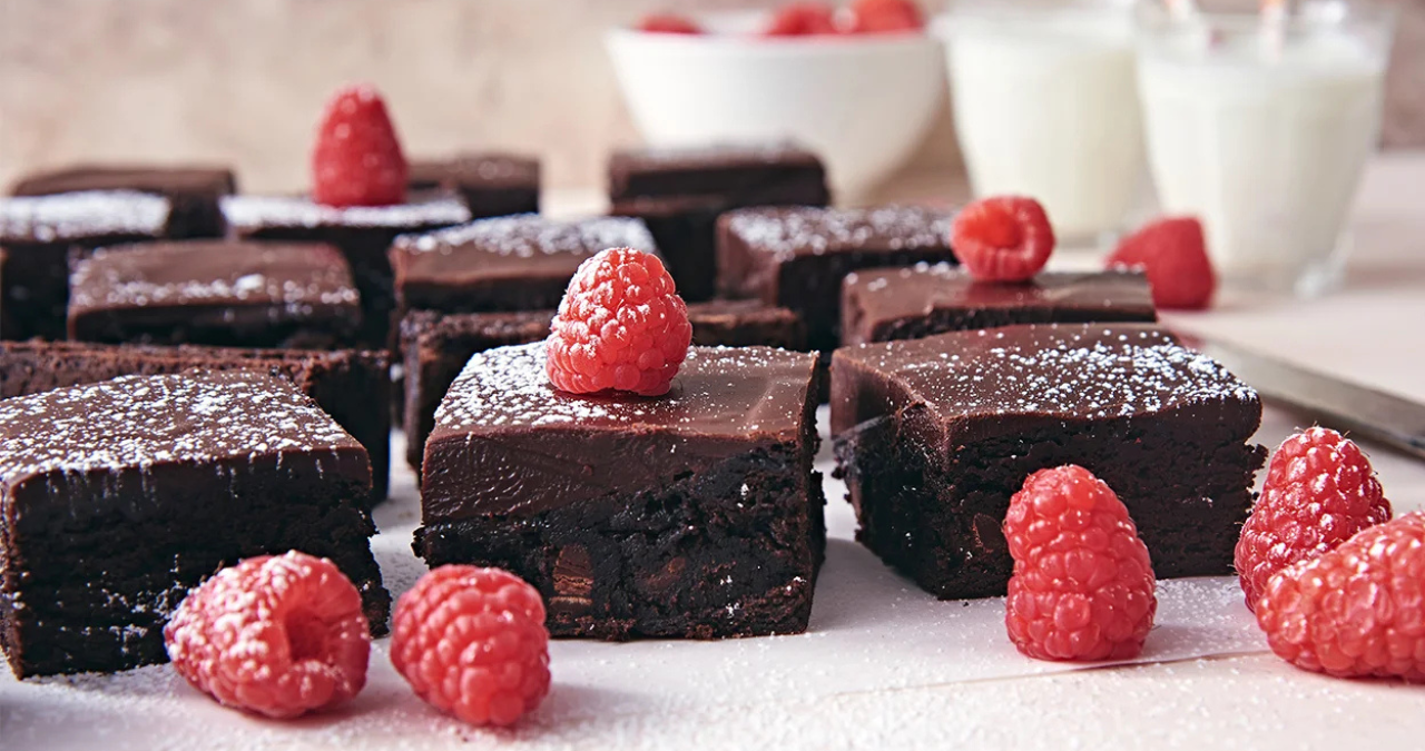 BL - chocolate-and-raspberry-brownie-bars